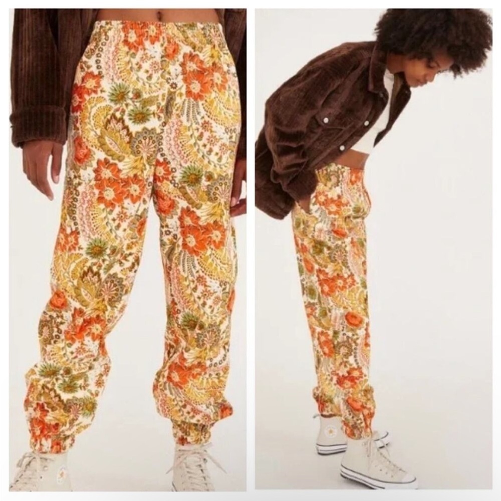 Urban Outfitters floral retro corduroy cargo joggers XS - Picture 2 of 13